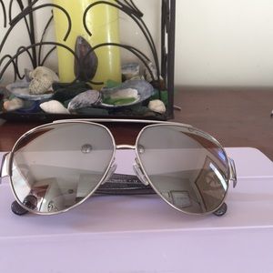 🔸SOLD🔸Michael Korea’s Tabitha II Sunglasses